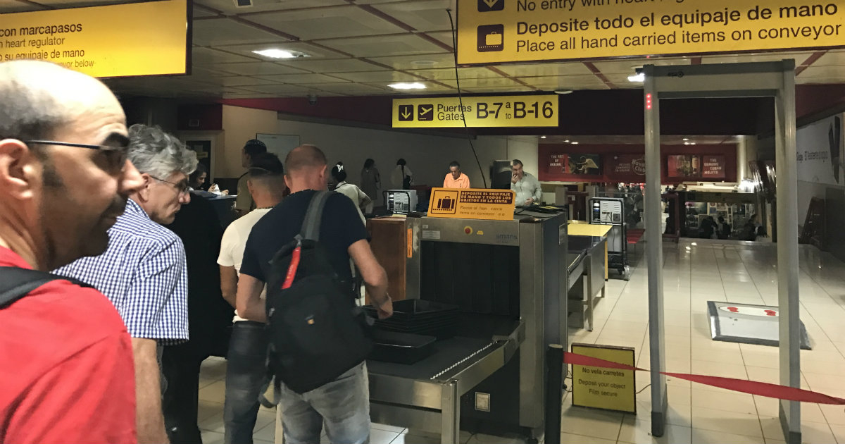 Cinta de equipajes de mano en el Aeropuerto de La Habana © CiberCuba