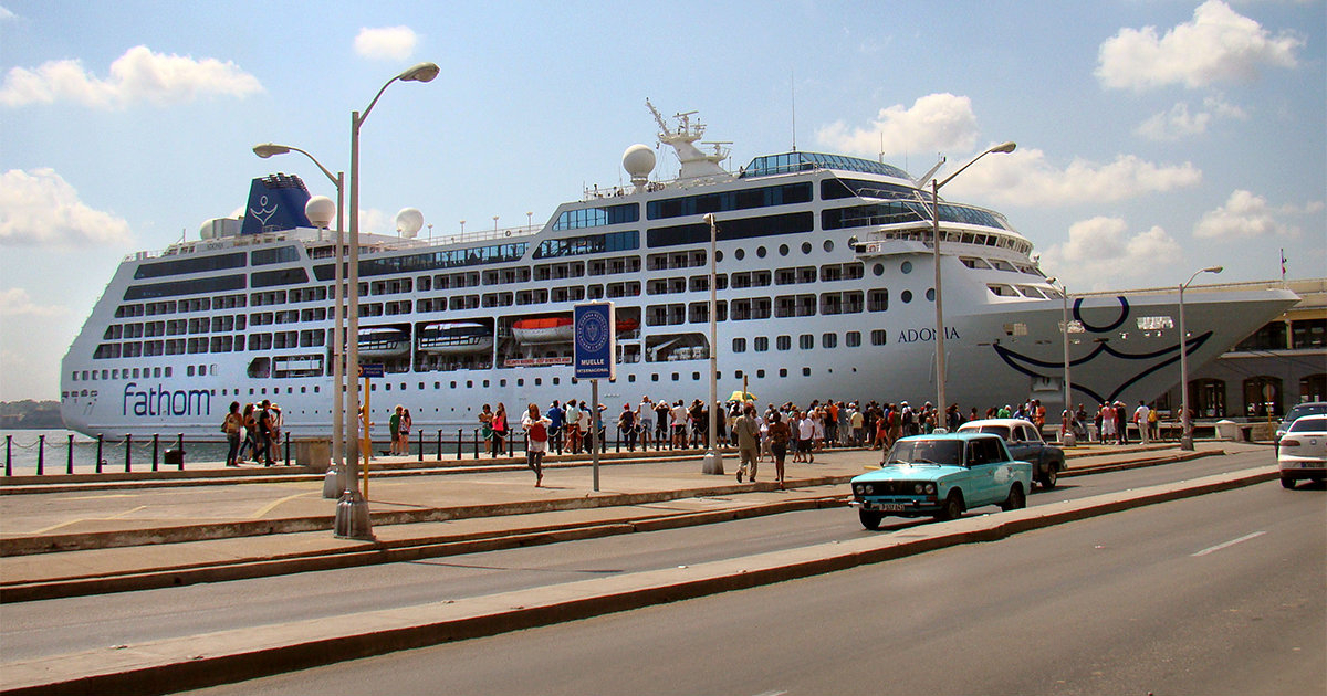 Crucero Adonia de Carnival en La Habana © CiberCuba 