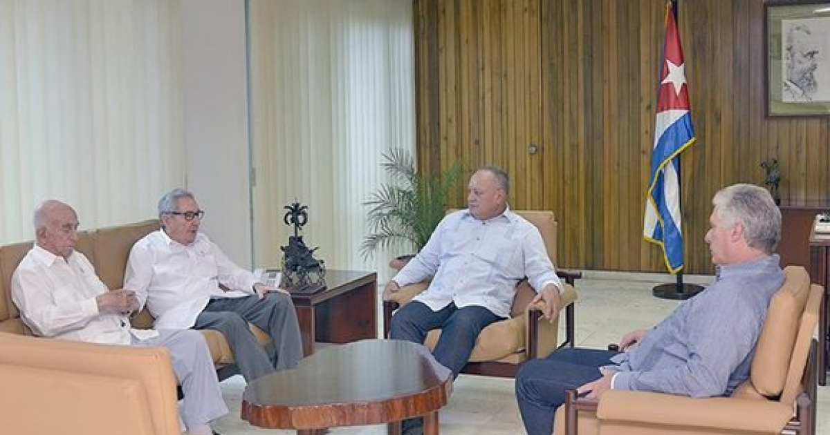 Machado Ventura, Raúl Castro, Diosdado Cabello y Miguel Díaz-Canel © Cubadebate
