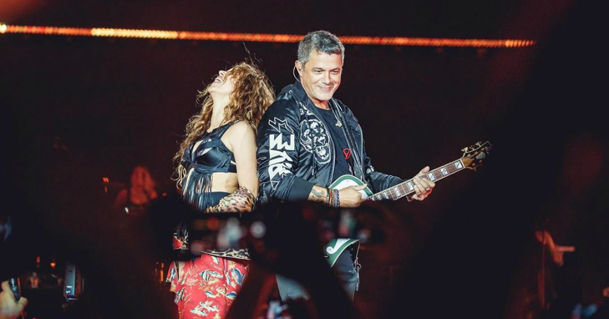 Shakira y Alejandro Sanz sorprendieron al cantar juntos "La Tortura" en Barcelona © Instagram / Alejandro Sanz