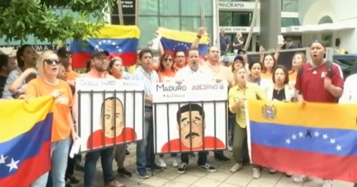 Exiliados venezolanos en Miami en una protesta en 2018 © Captura de video en Youtube