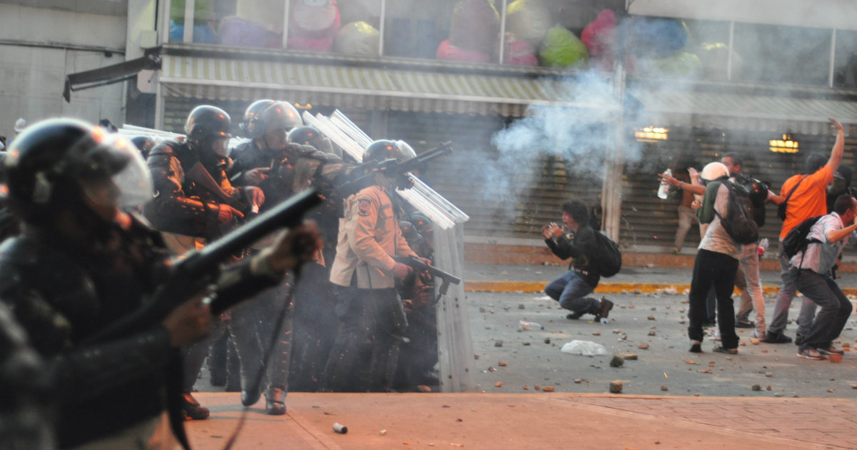 Protesta en Caracas, Venezuela © Flickr / andresAzp