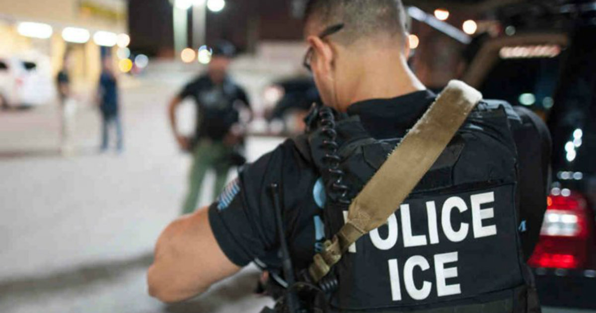 Agente del Servicio de Inmigración y Aduana de Estados Unidos (ICE, por sus siglas en inglés) © Twitter / ICE