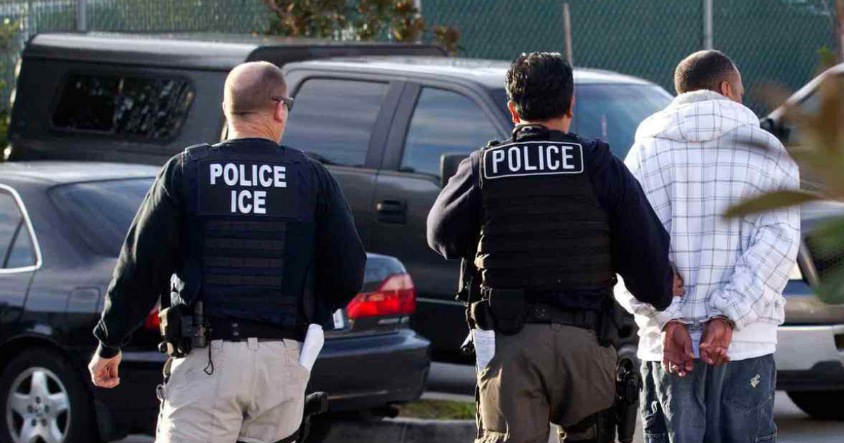 Agentes del ICE (Imagen referencial) © Captura de video Telemundo