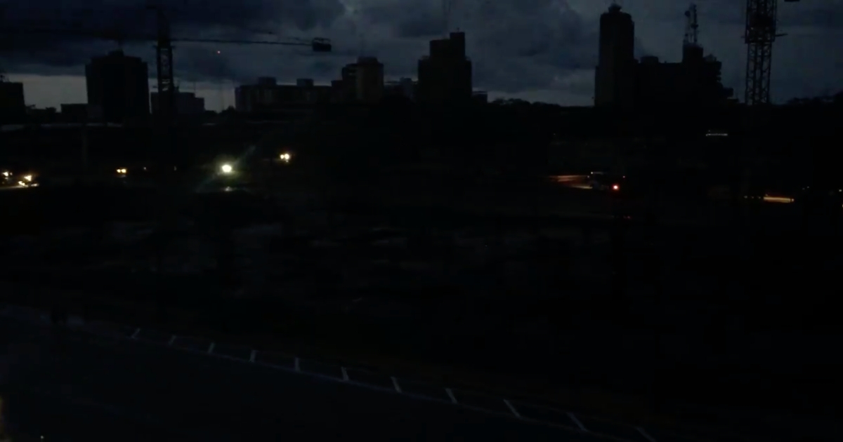 Una de las ciudades de Venezuela a oscuras © Twitter / Reporte Ya