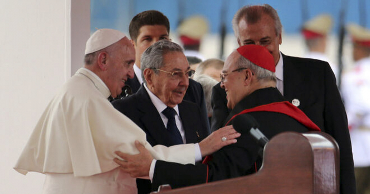 Papa Francisco, Raúl Castro y Jaime Ortega © religiondigital.org