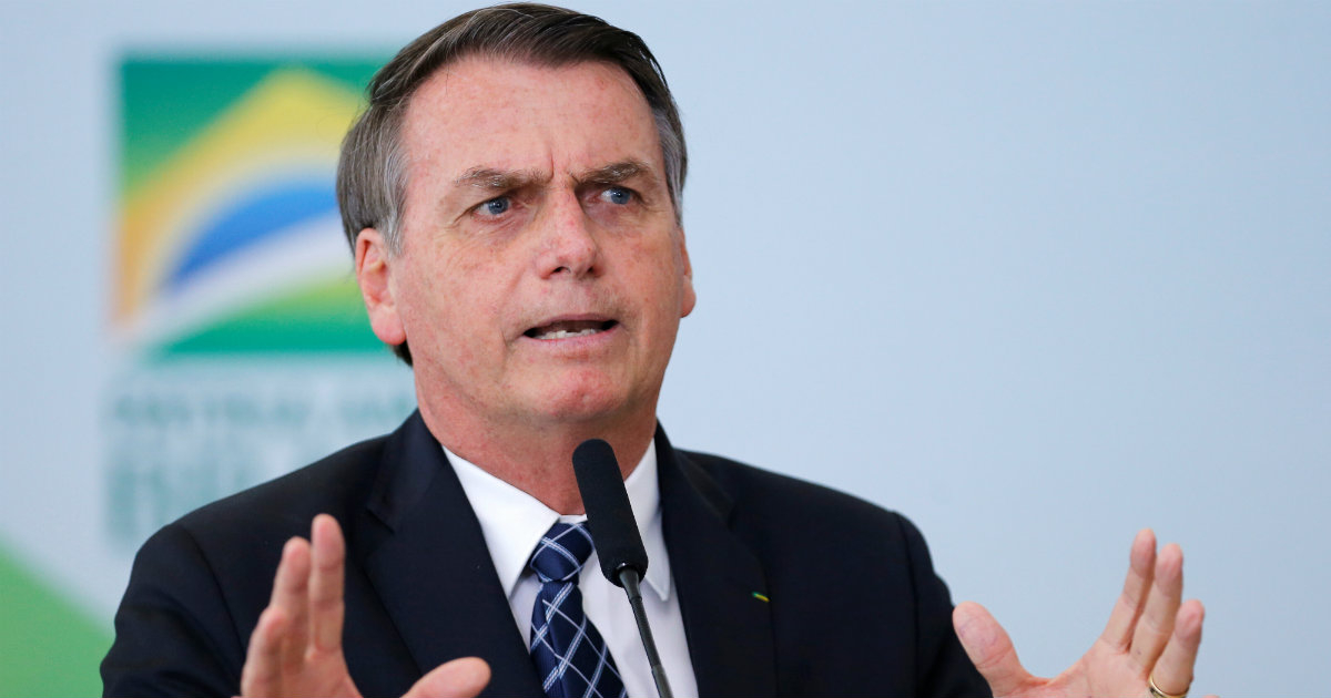 Bolsonaro durante el lanzamiento del programa "Médicos para Brasil" © REUTERS/Adriano Machado