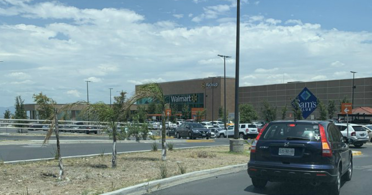 Walmart en El Paso, Texas (imagen de referencia) © Twitter / Itfuente 