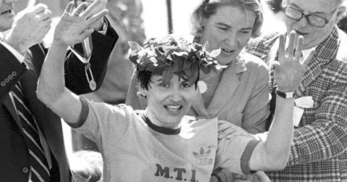 Rosie Ruiz, en la maratón de Nueva York (1980) © Twitter / Rafael Grullón