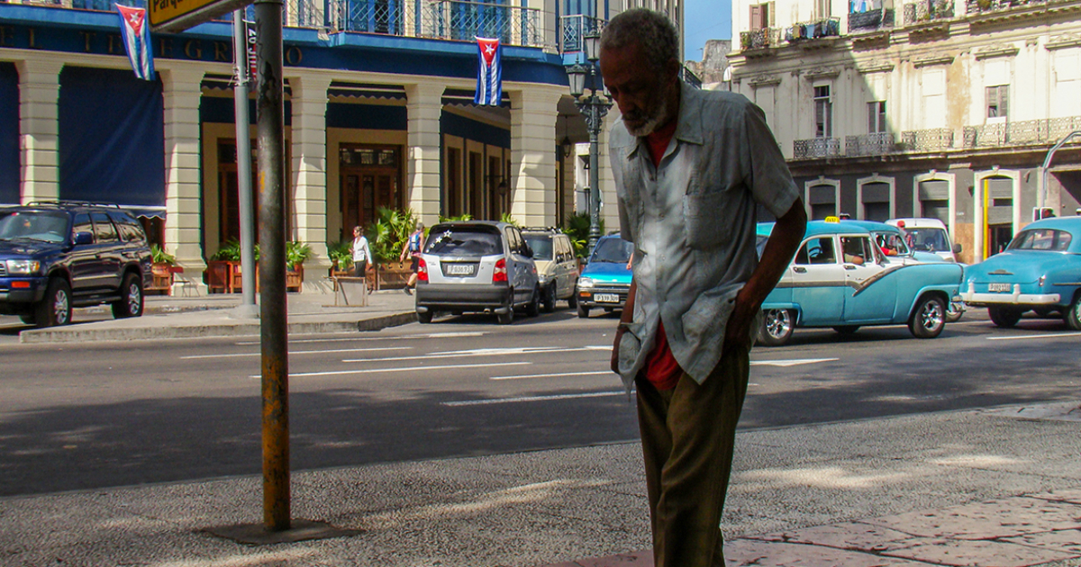 Anciano en Cuba (imagen de referencia) © CiberCuba