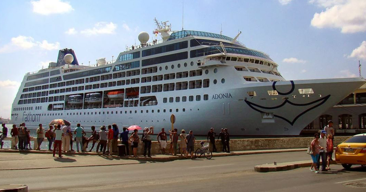 Crucero Adonia de Carnival en La Habana. © Cibercuba