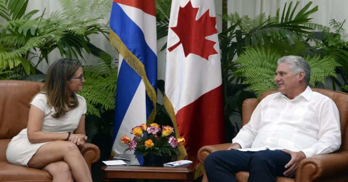 La ministra de Asuntos Exteriores canadiense, Chrystia Freeland (i) y el gobernante Miguel Díaz-Canel © Twitter / Bruno Rodríguez