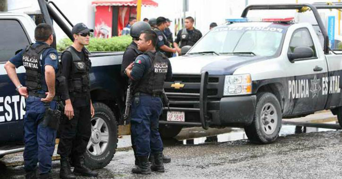 Autos de la Policía Estatal © Facebook/Policía Estatal de México