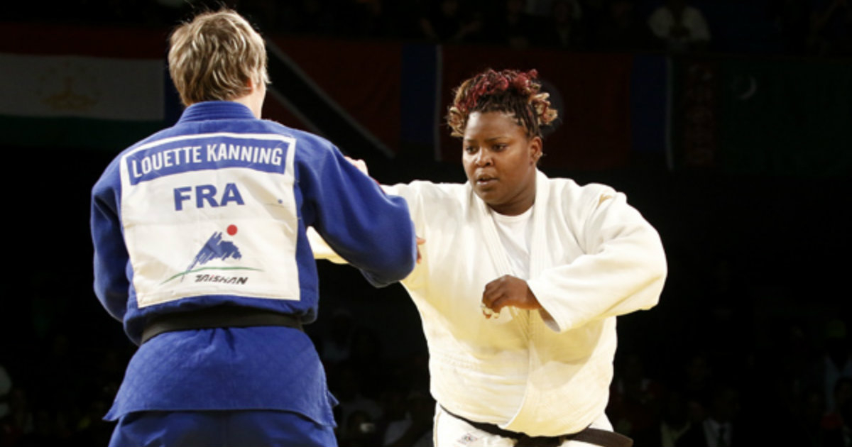 La judoca Idalys Ortiz en disputa con Louette Kanning © ACN