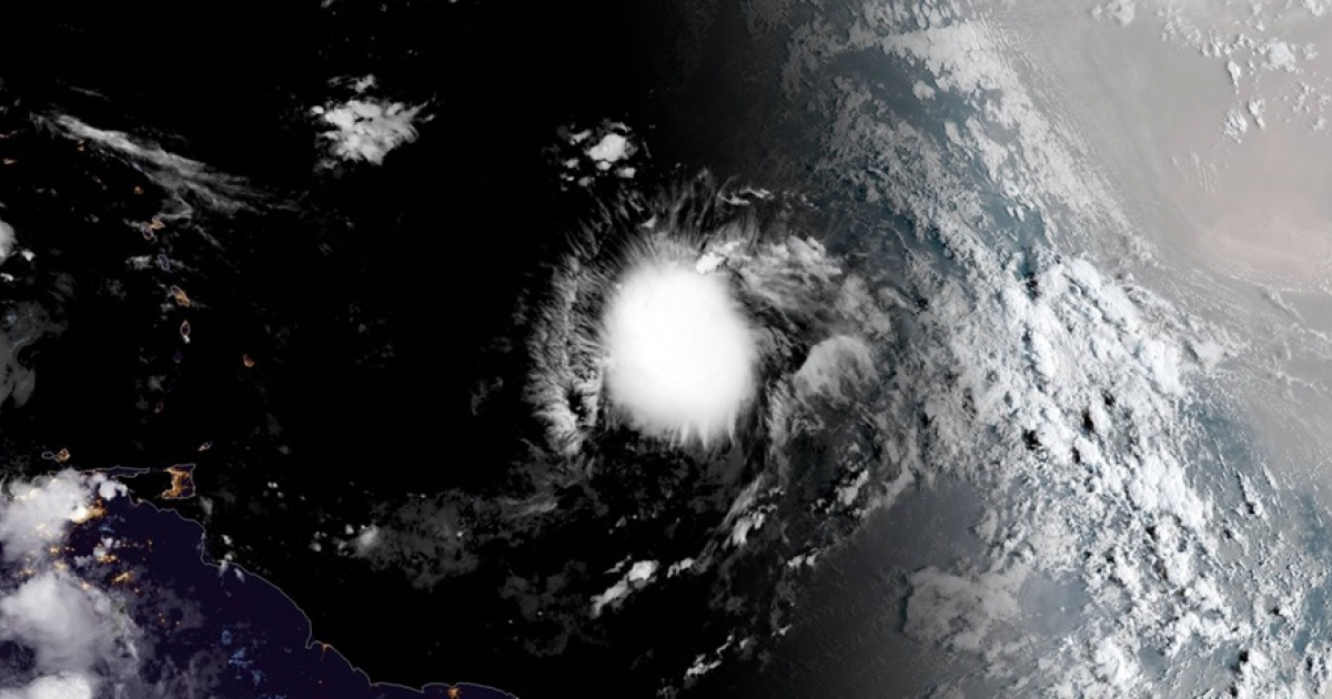 Posición de la tormenta tropical Jerry © NHC