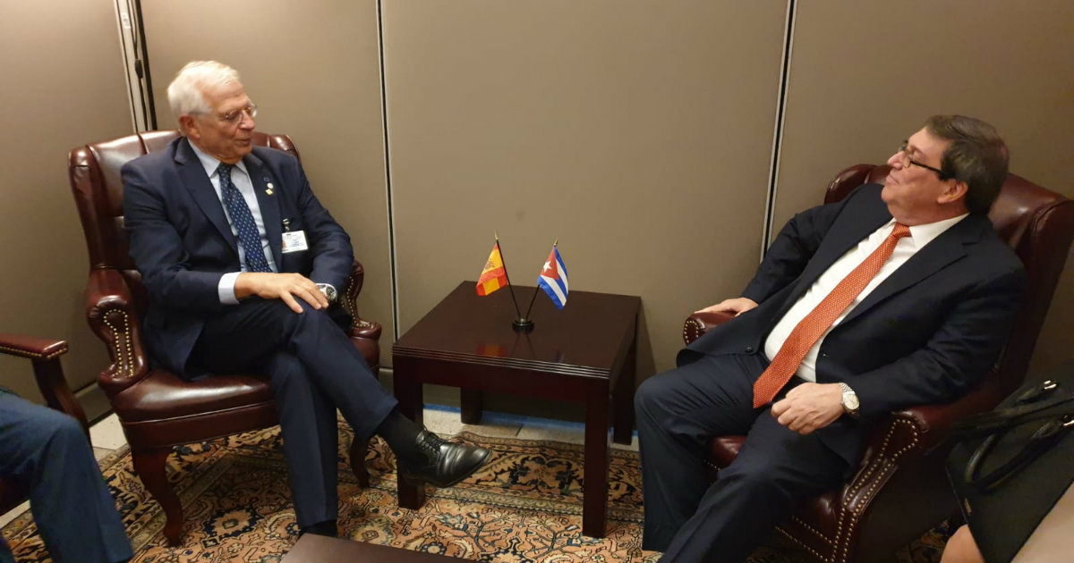 El ministro español Josep Borrell junto al canciller cubano Bruno Rodríguez © Twitter / Josep Borrell Fontelles