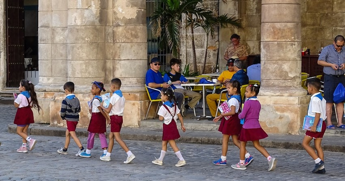 Niños cubanos en una imagen de archivo © CiberCuba