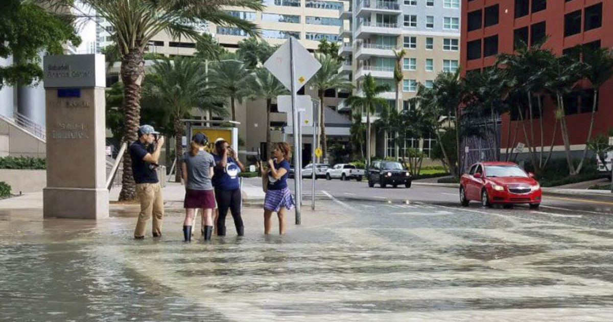 Inundaciones en Miami © Facebook/John Morales