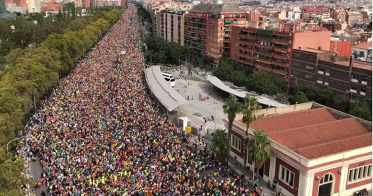 La situación social de Barcelona no dejó otra opción que aplazar el clásico © Twitter/ #barcelona