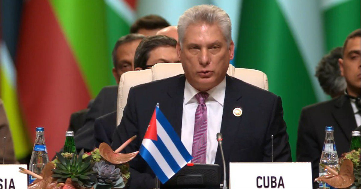 Díaz-Canel durante la XVIII Cumbre del Movimiento de Países No Alineados © Twitter / Presidencia Cuba