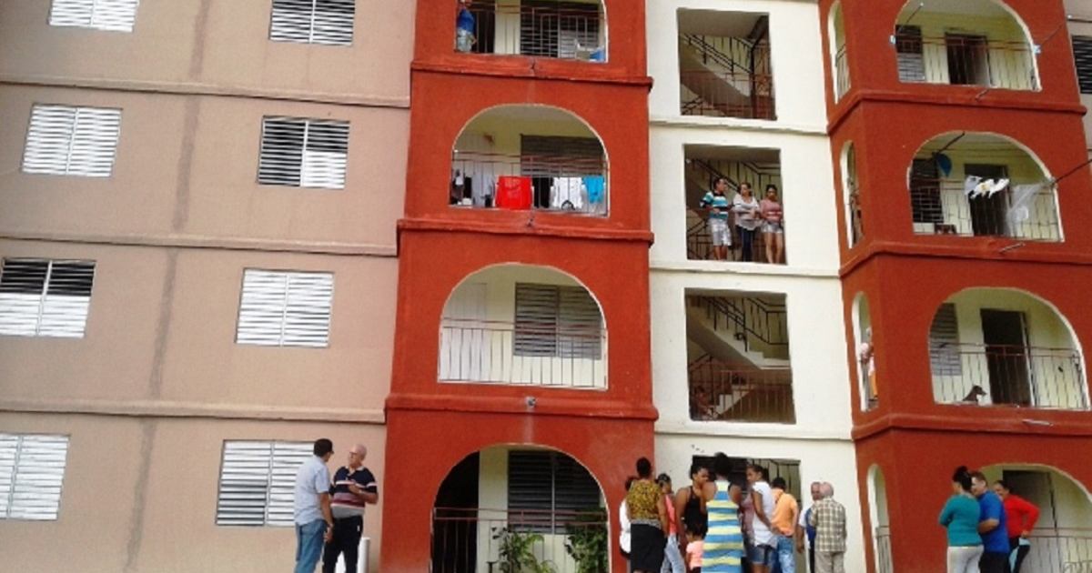 Edificio multifamiliar en Cuba (imagen de referencia). © Radio Rebelde.