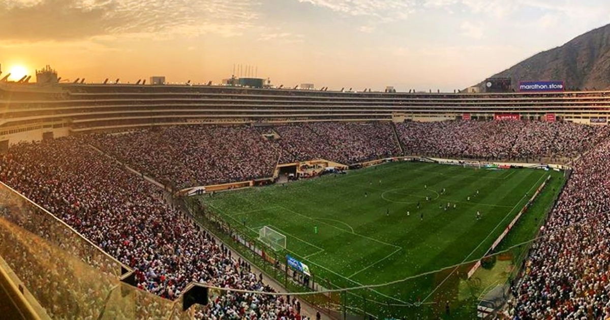 Estadio Monumental en Lima, una de las sedes previstas para la final de la Copa Libertadores. © Wikimedia Commons / Ziverius / Raúl Cantella