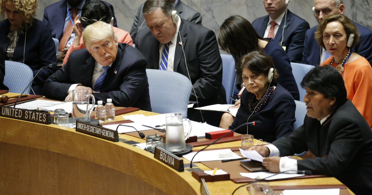 El presidente Donald Trump escucha la intervención de Evo Morales durante el Consejo de Seguridad de la ONU, el 26 de septiembre de 2018 © REUTERS/Eduardo Muñoz