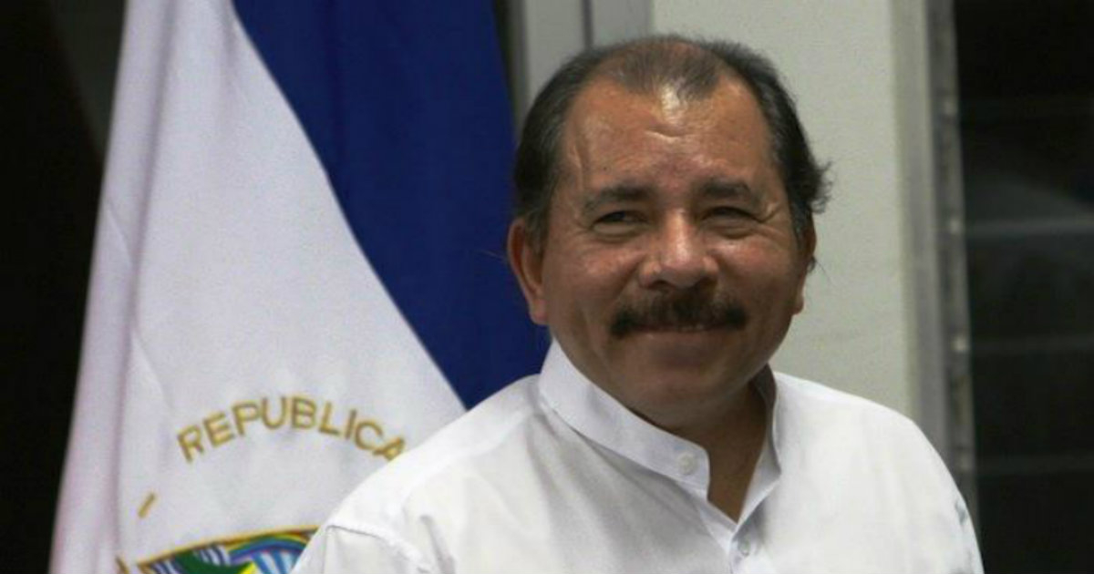 El presidente de Nicaragua, Daniel Ortega, sonríe en una imagen de archivo © Wikimedia Commons 