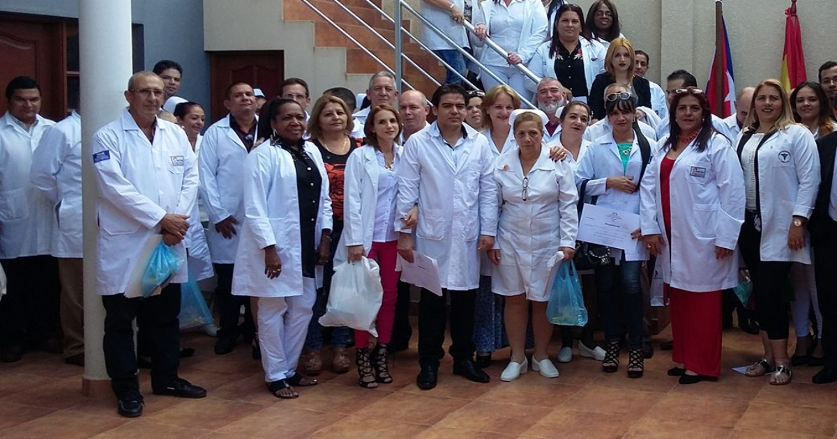 Médicos cubanos en Bolivia en una imagen de archivo © Facebook / Jose Luis Cardoso Morales