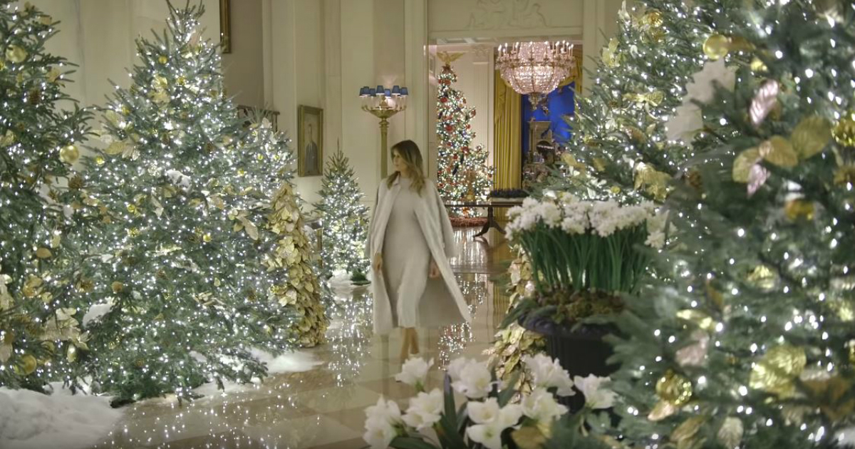 Melania Trump se pasea por la Casa Blanca © Youtube / la Casa Blanca