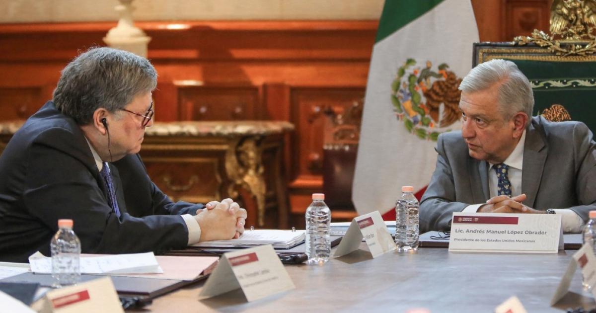 Fiscal general de EEUU, William Barr, y presidente de México, Andrés Manuel López Obrador © Twitter / Marcelo Ebrard