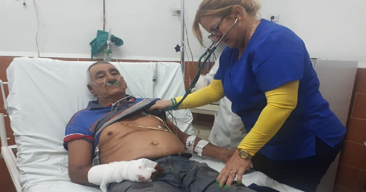 Lesionado en el accidente del municipio Martí en Matanzas. © Facebook/Ariel Aymé Gómez