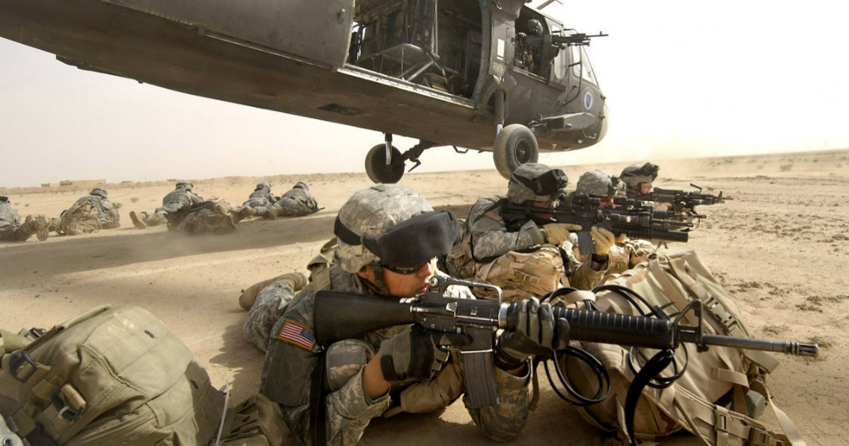 Soldados estadounidenses en Iraq © Wikimedia Commons / Aaron Allmon