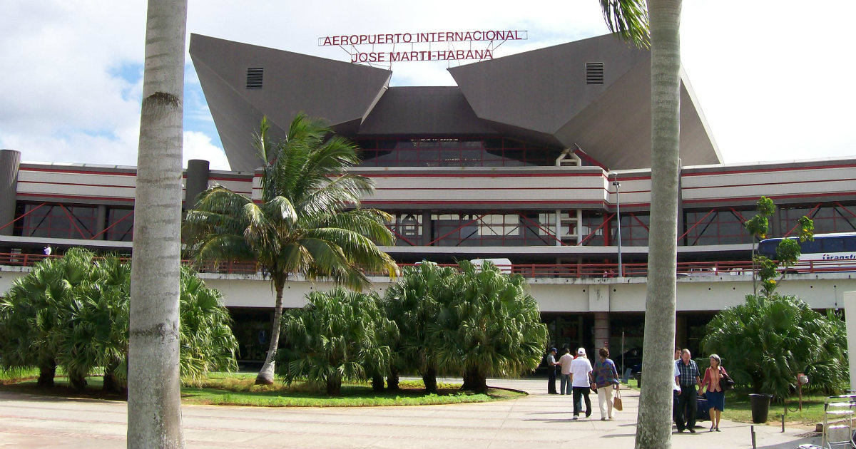 Aeropuerto Internacional de La Habana "José Martí" © Wikimedia Commons / Qyd