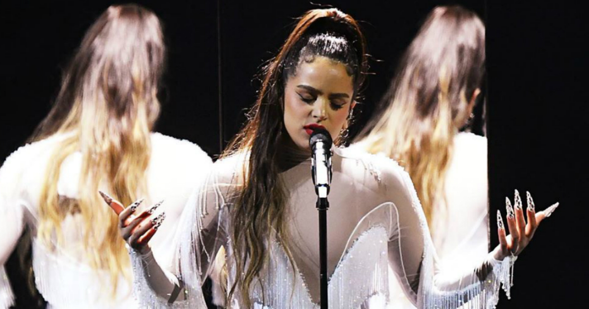 Rosalía cantando en los Grammy © Instagram / Recording Academy