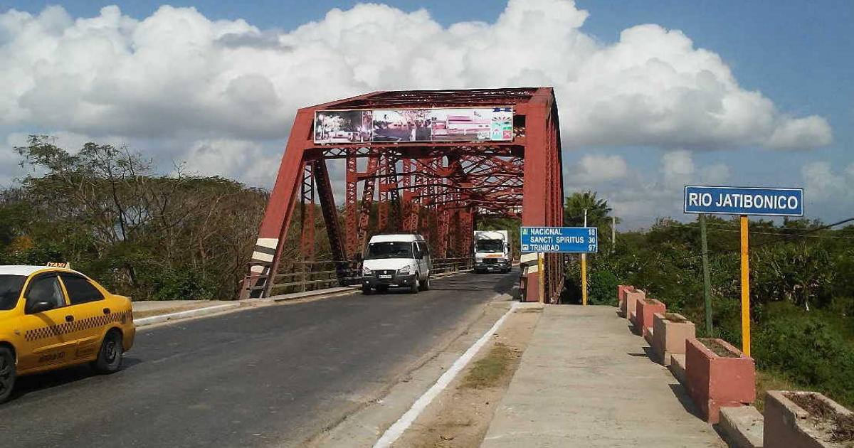 Puente de hierro de Jatibonico. © Escambray / Yoleisy Pérez