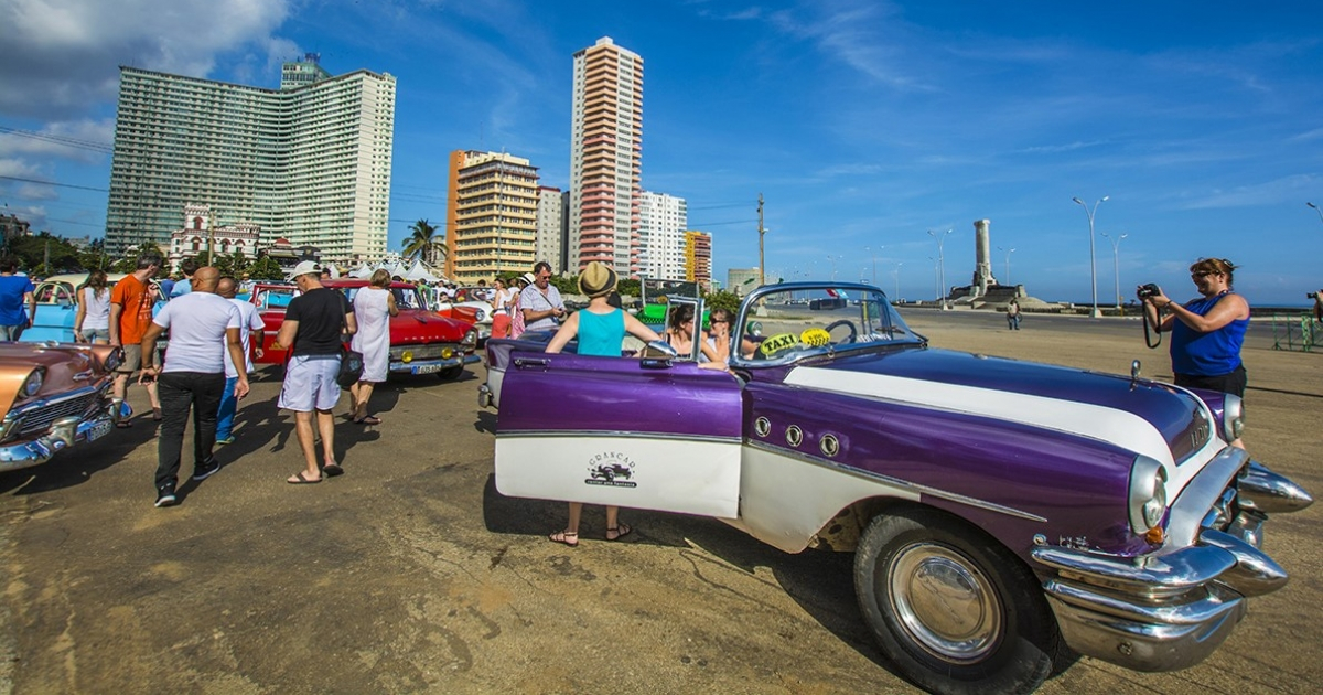 Turistas en Cuba © CiberCuba