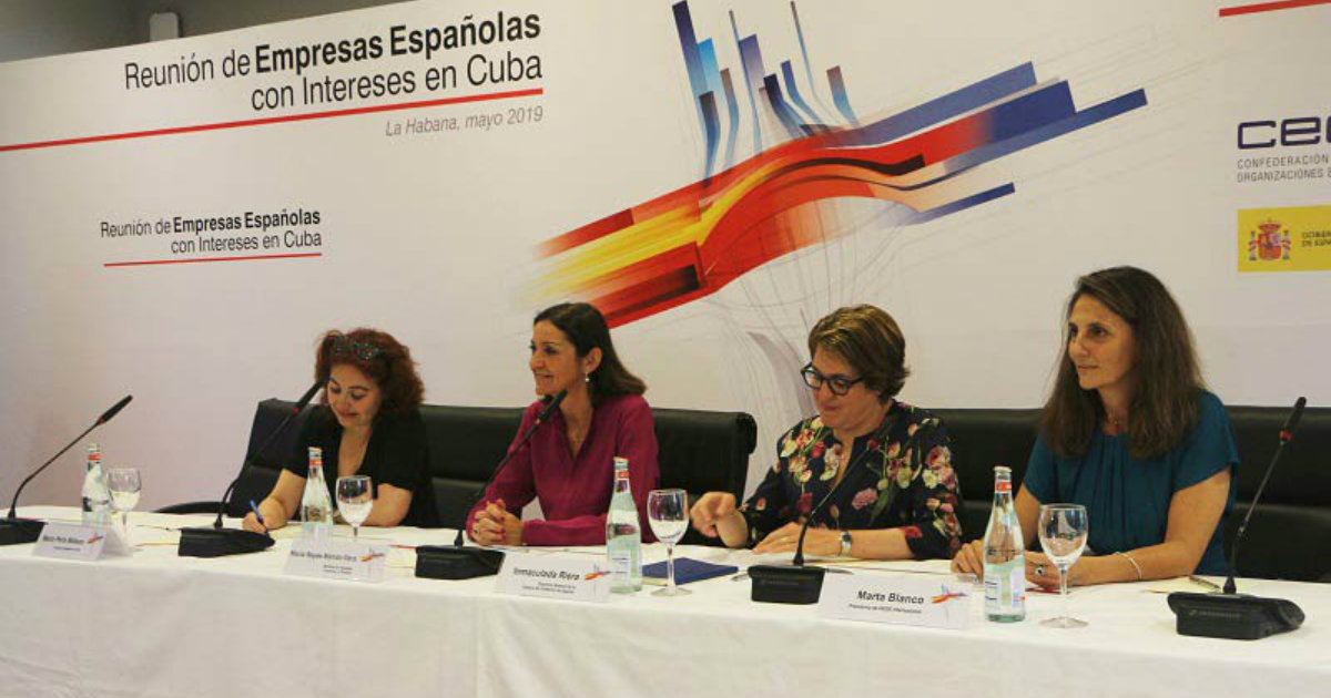 María Reyes Maroto en la Reunión de Empresas Españolas con intereses en Cuba, en FITUR 2019 © Moncloa.gob.es