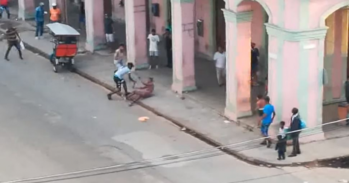 Un joven apuñala a otro en presencia de niños en La Habana Vieja © Facebook / Esteban Rodríquez