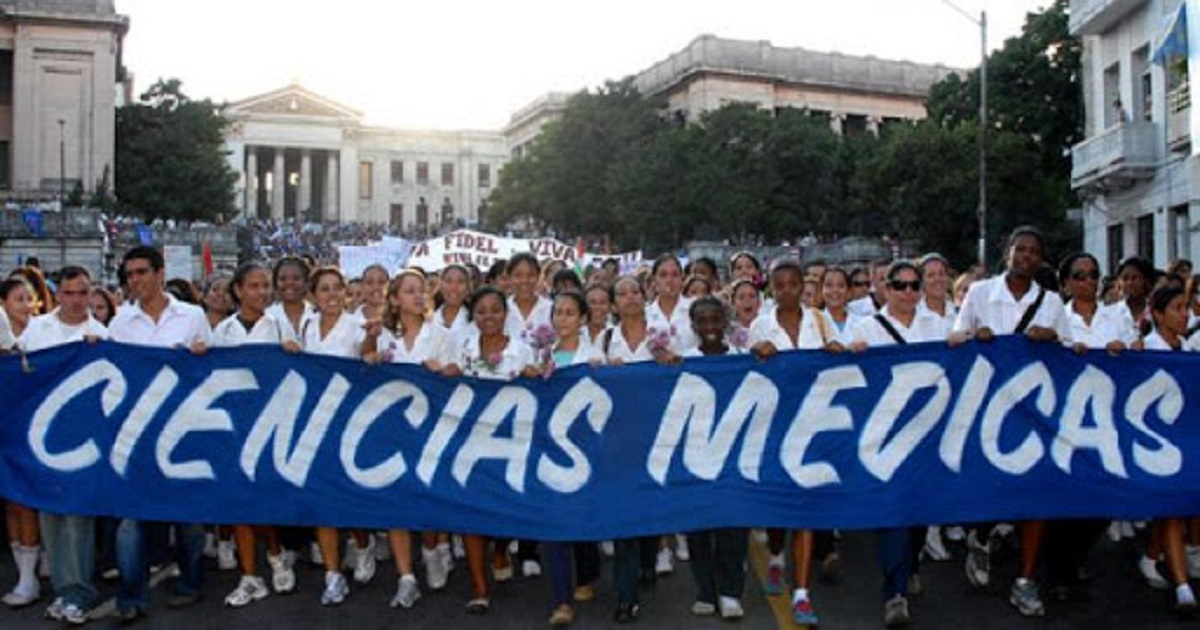 Estudiantes de medicina en Cuba (Imagen Referencial) © Radio Habana Cuba 