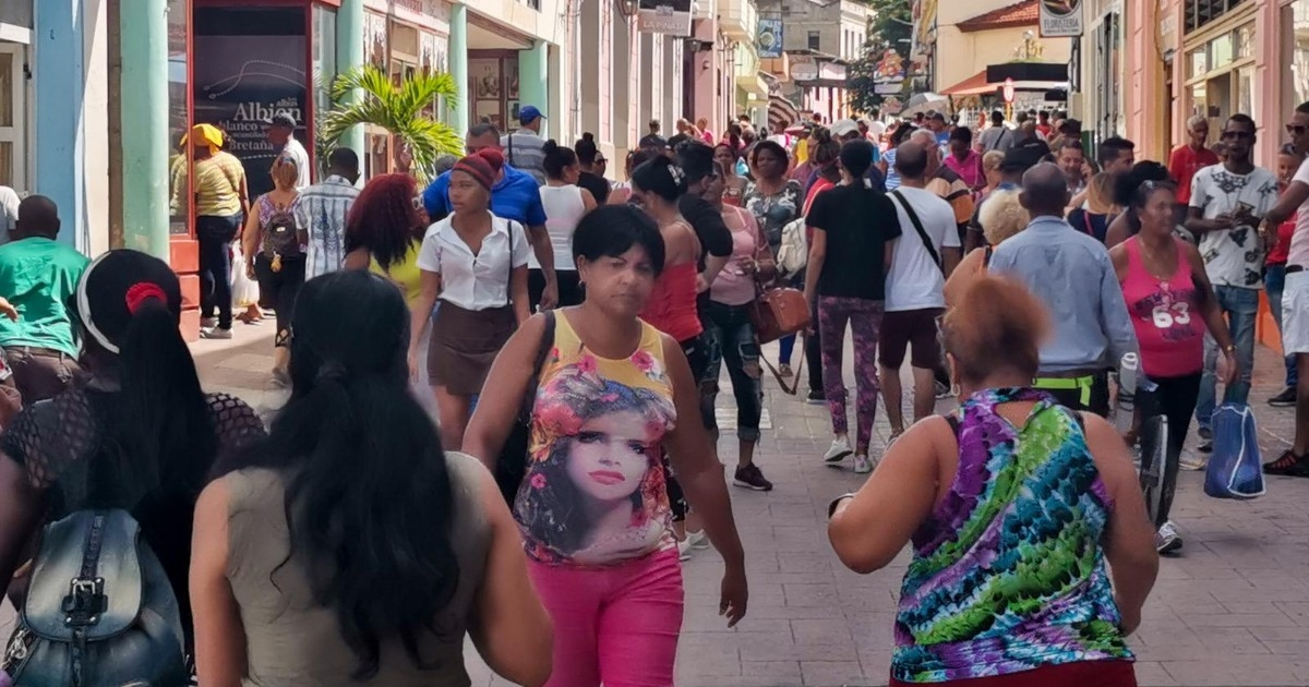 Calle concurrida en Santiago de Cuba (Imagen de referencia) © CiberCuba
