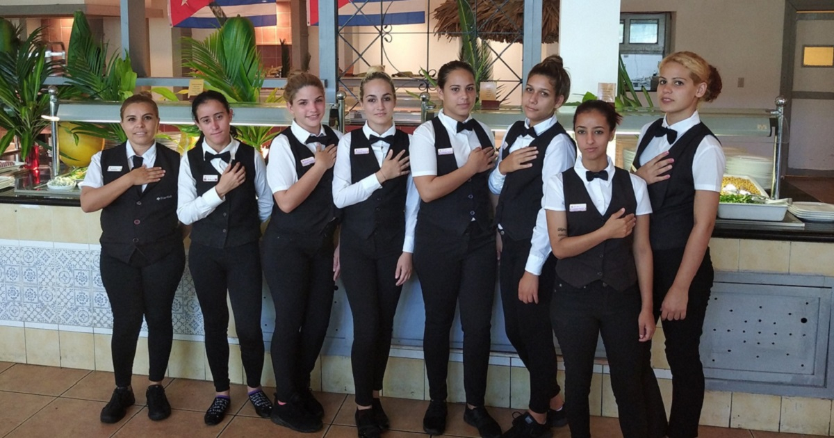 Trabajadoras del hotel Starfish Cayo Santa María © Facebook/Starfish Cayo Santa María