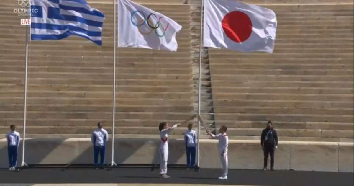 Ceremonia de entrega de la antorcha en Atenas © National Olympic Committee of Sri Lanka/ Facebook