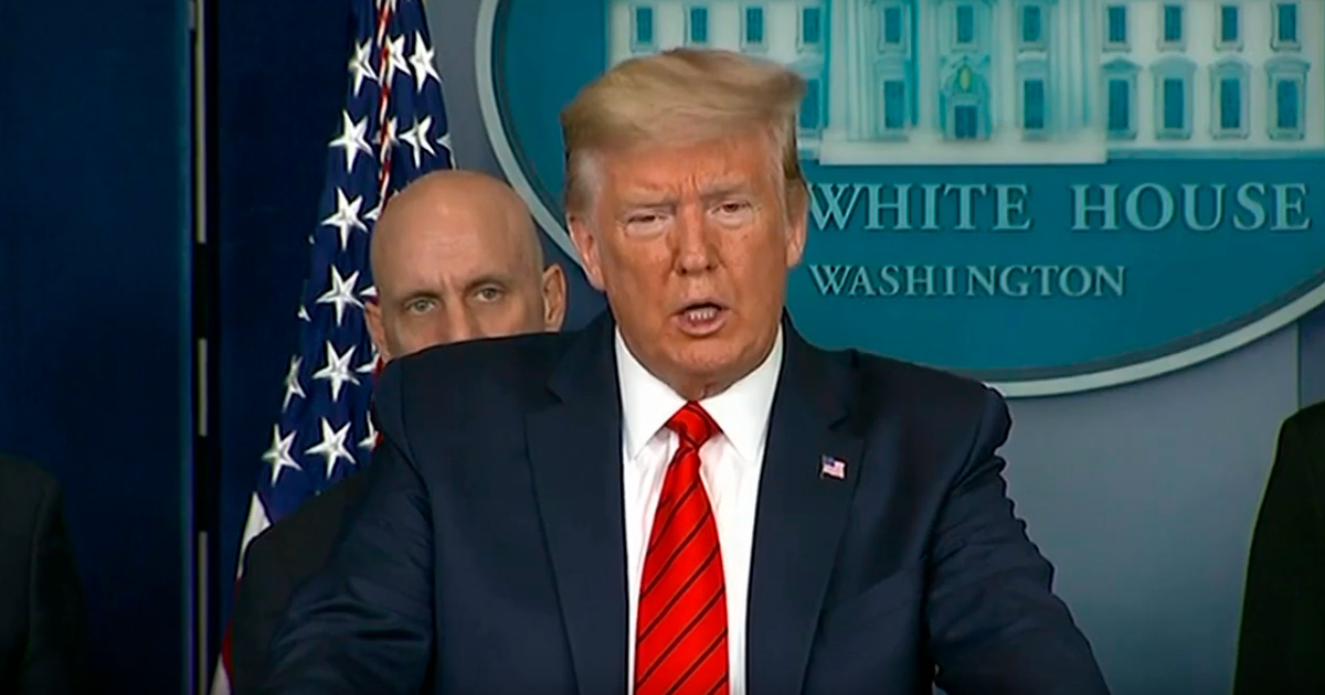 El presidente Donald Trump durante la presentación ante la prensa este jueves en la Casa Blanca. © Tomada de youtube/ Casa Blanca