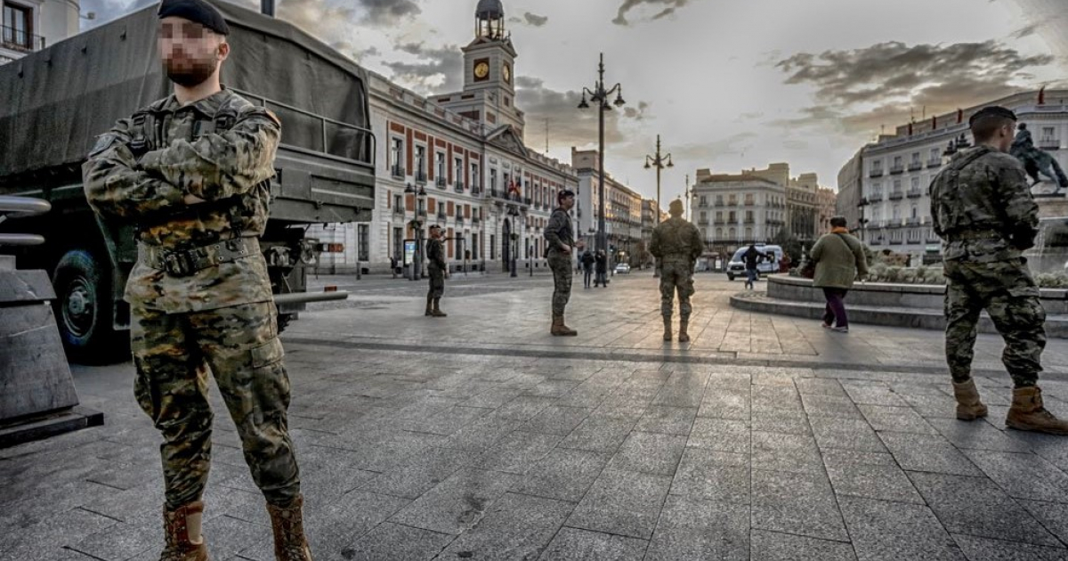 Despliegue de Militares en la Puerta del Sol, en Madrid © Twitter / AUGC Guardia Civil
