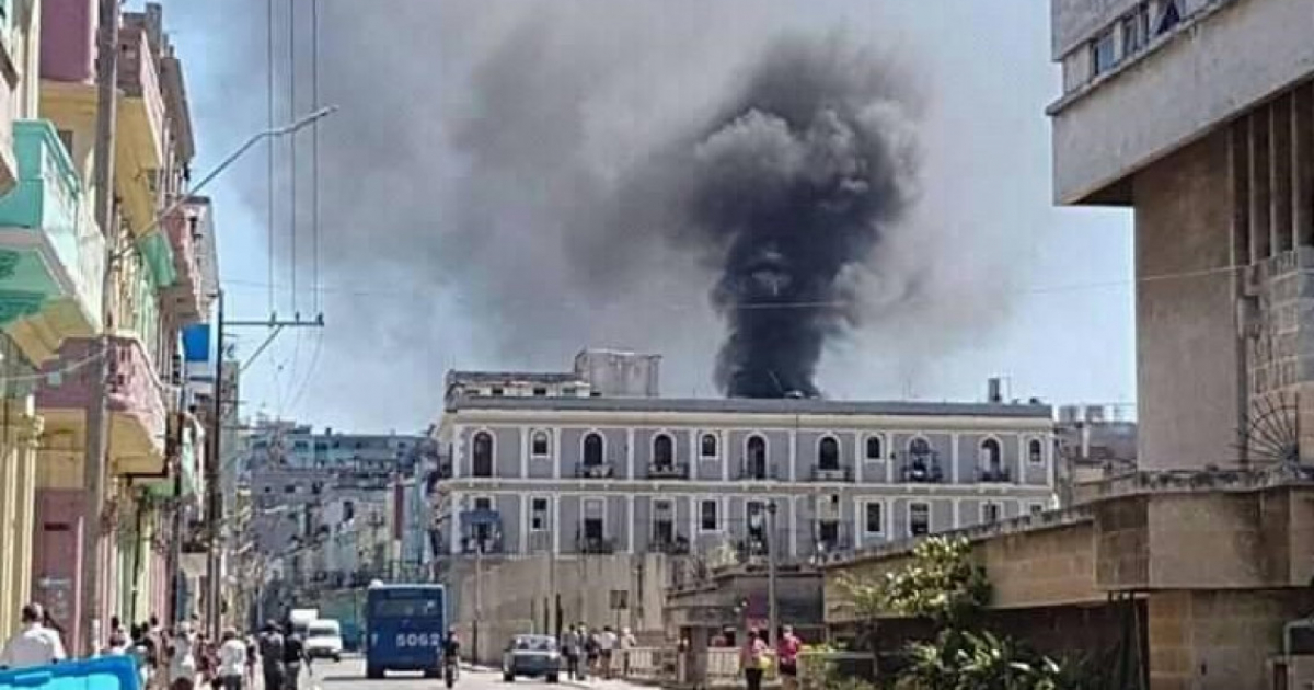Explosión de una moto eléctrica provoca incendio en La Habana