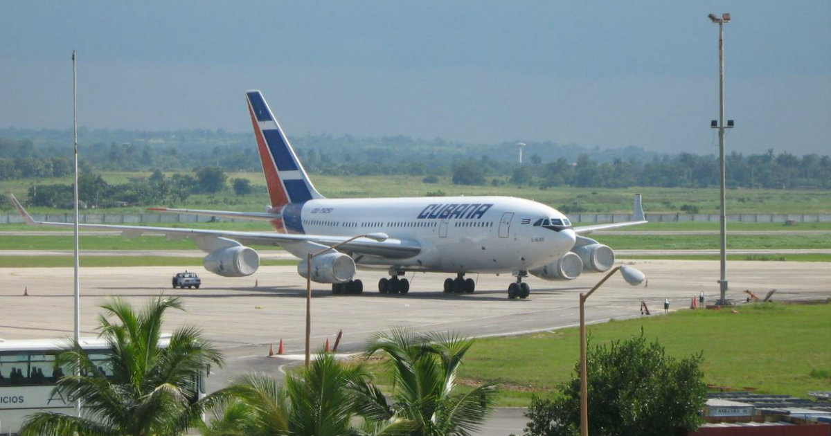Avión de Cubana de Aviación (referencia) © Wikimedia
