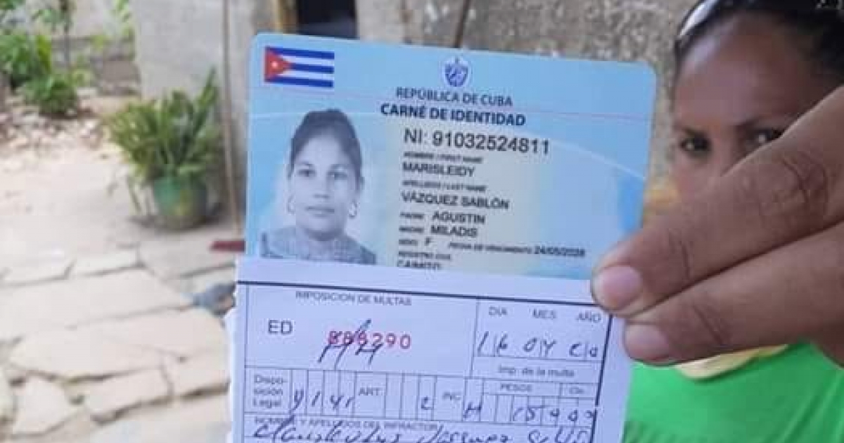 Cubana muestra la multa © Facebook / Oylin Hernández Rodríguez