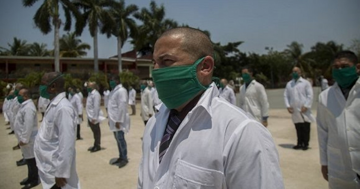 Médicos cubanos (Imagen referencial) © Bruno Rodríguez P/ Twitter