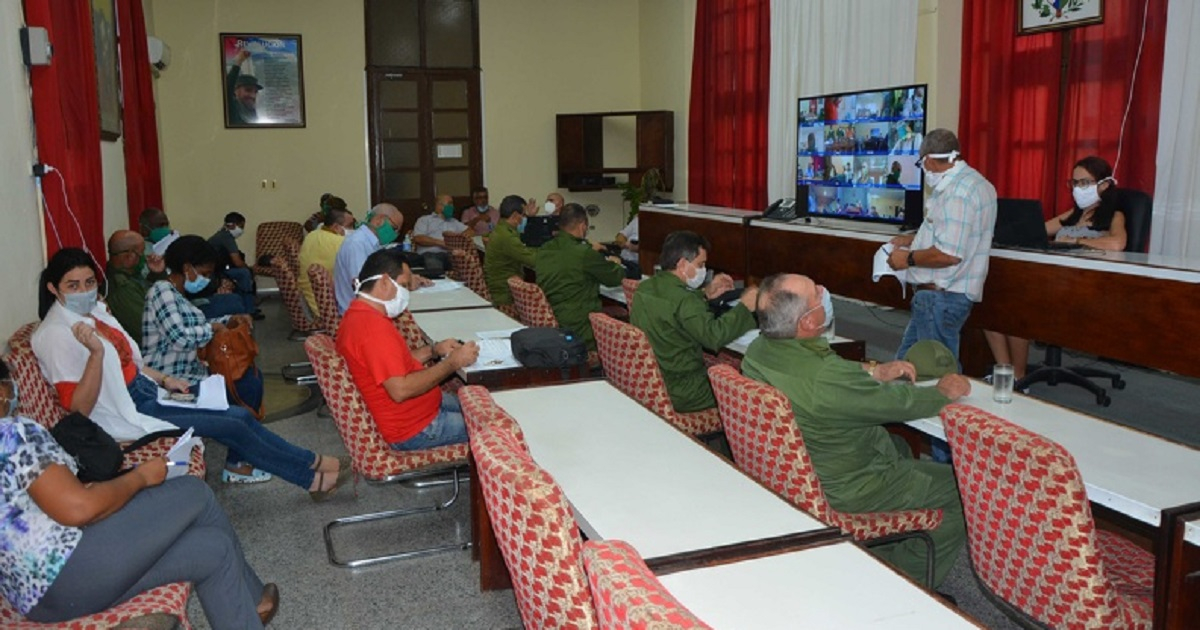 Consejo de Defensa Provincial de Matanzas en reunión sobre coronavirus © ACN